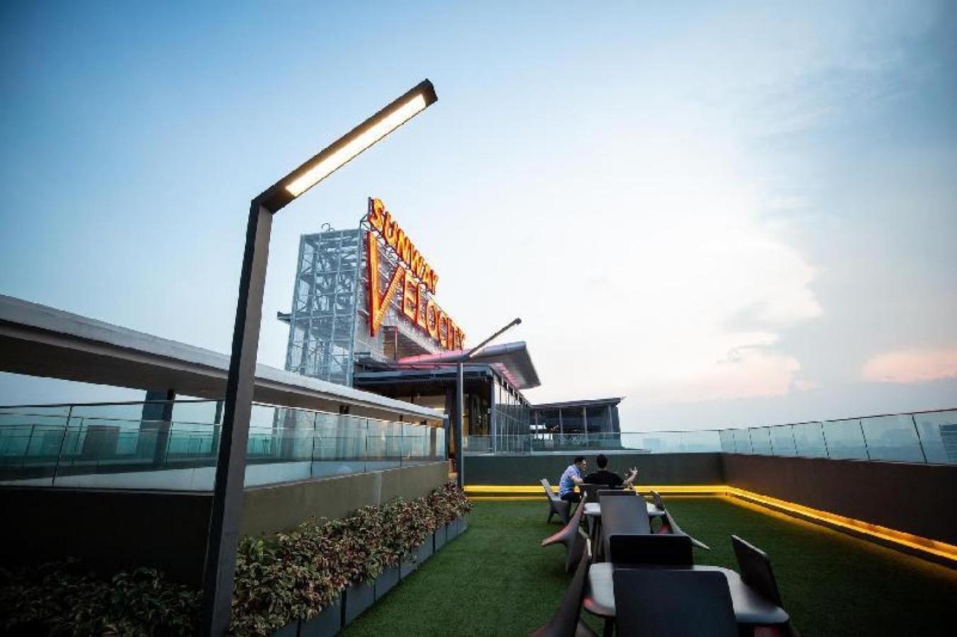 Velocity Kl By Luxury Hut *