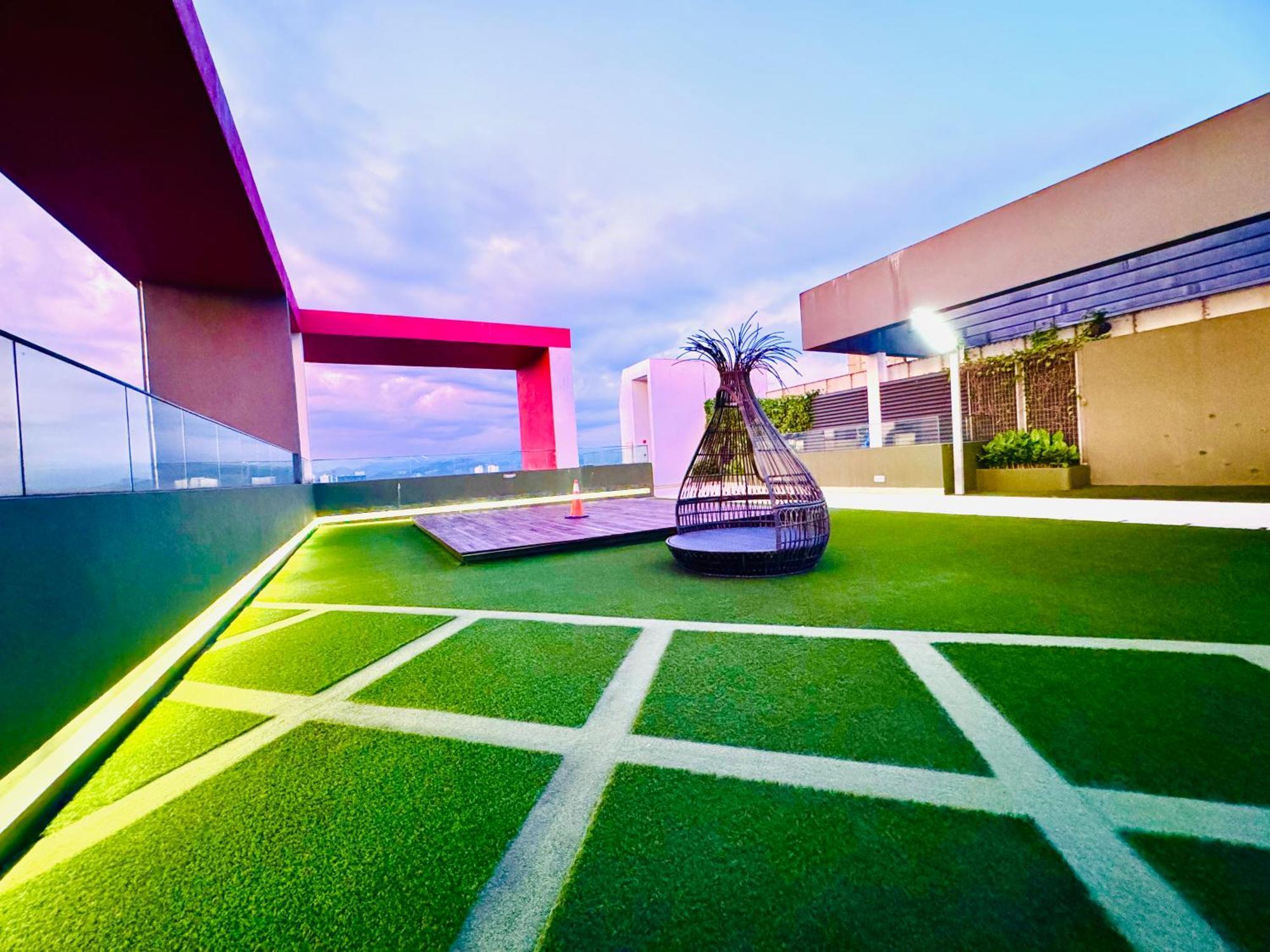 Velocity Kl By Luxury Hut *