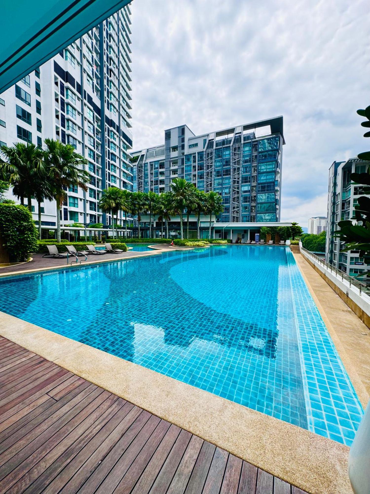 Velocity Kl By Luxury Hut *